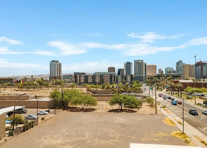 Penthouse Free Parking Pool Table Private Balcony * Phoenix