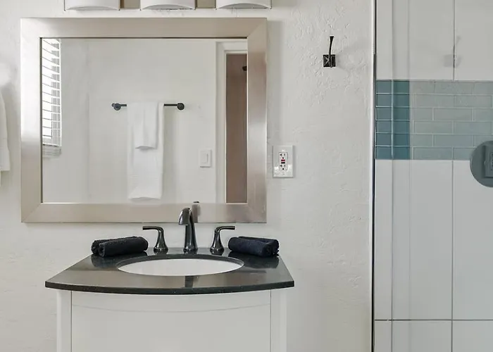 Apartment Penthouse Free Parking Pool Table Private Balcony Phoenix