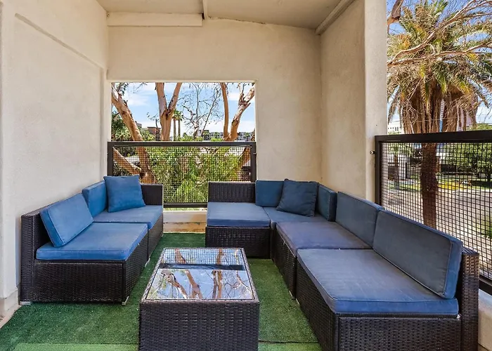 Apartment Penthouse Free Parking Pool Table Private Balcony Phoenix